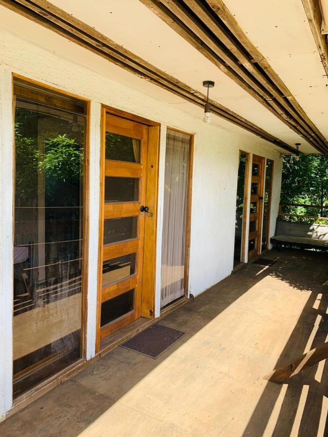 Auberge de jeunesse Mata Nui à Hanga Roa Extérieur photo