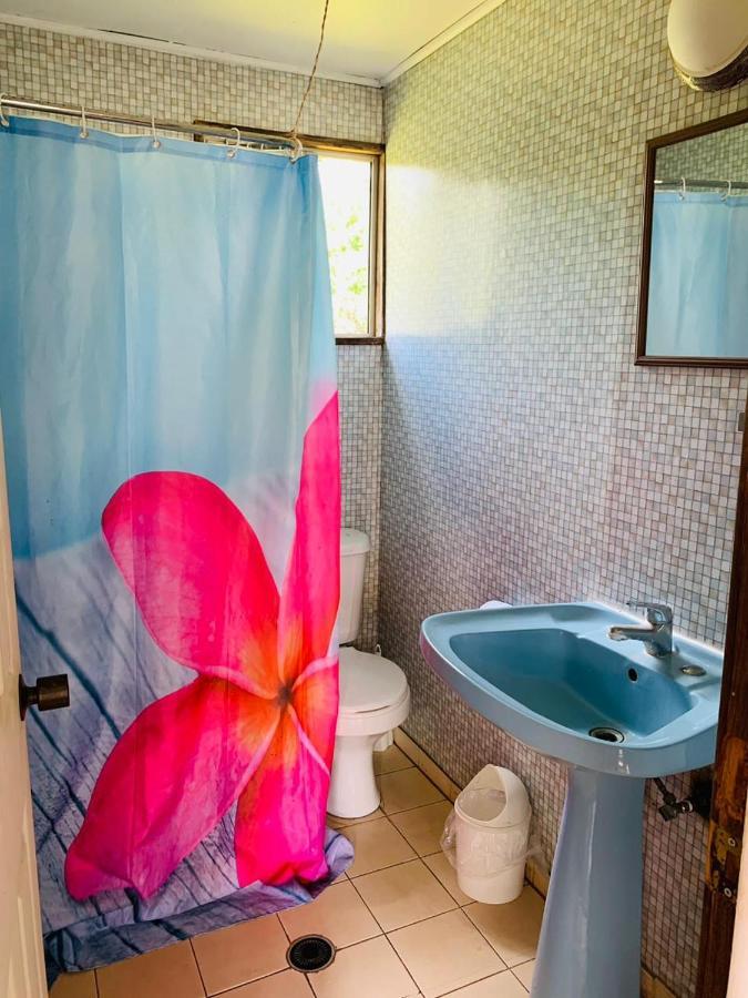 Auberge de jeunesse Mata Nui à Hanga Roa Extérieur photo