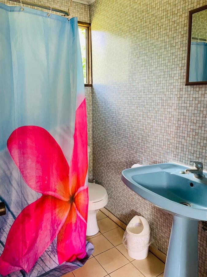 Auberge de jeunesse Mata Nui à Hanga Roa Extérieur photo